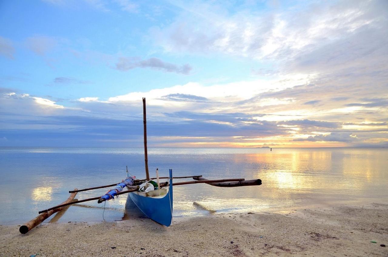 White Villas Resort Siquijor Exterior photo